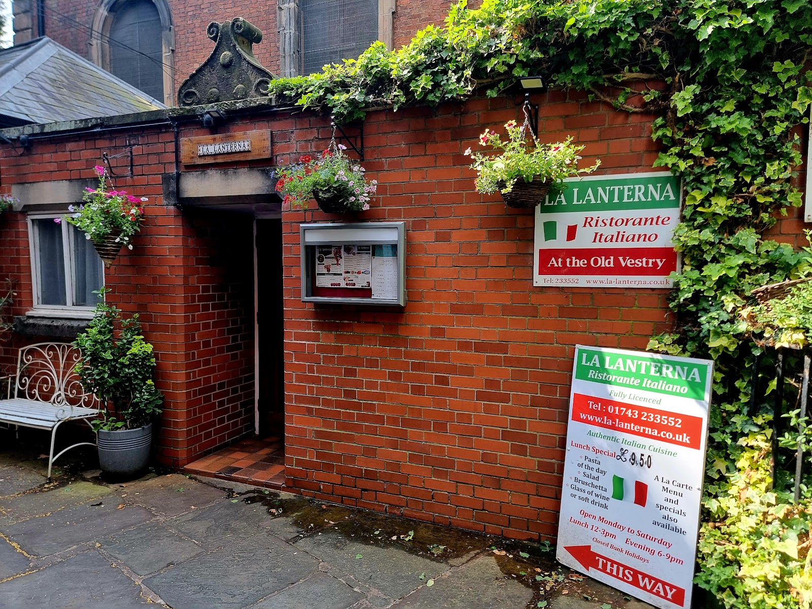 La Lanterna at the Old Vestry