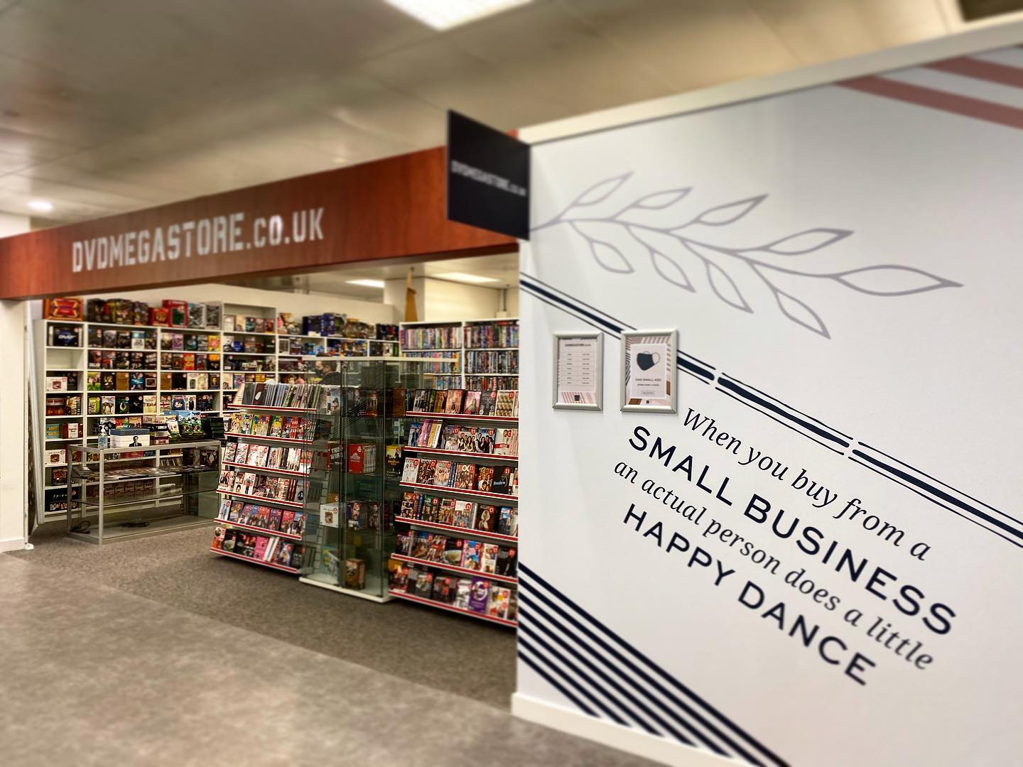 MEGASTORE Collectibles