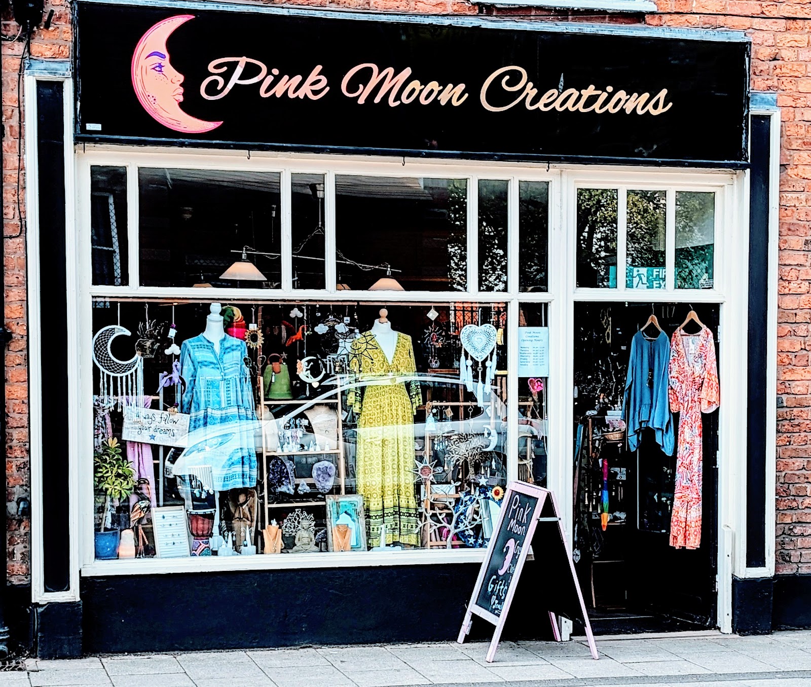 Pink Moon Creations Shop