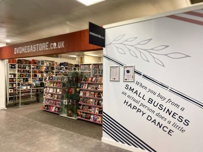 MEGASTORE Collectibles