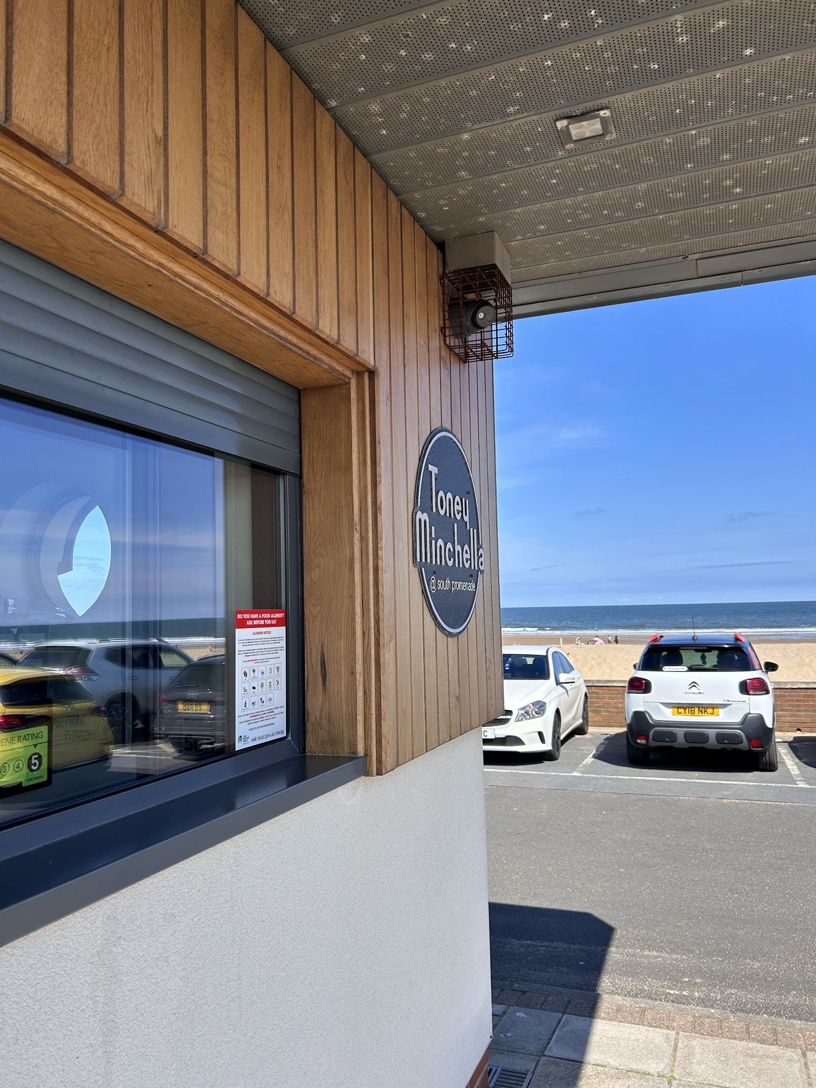 Toney Minchella @ South Promenade