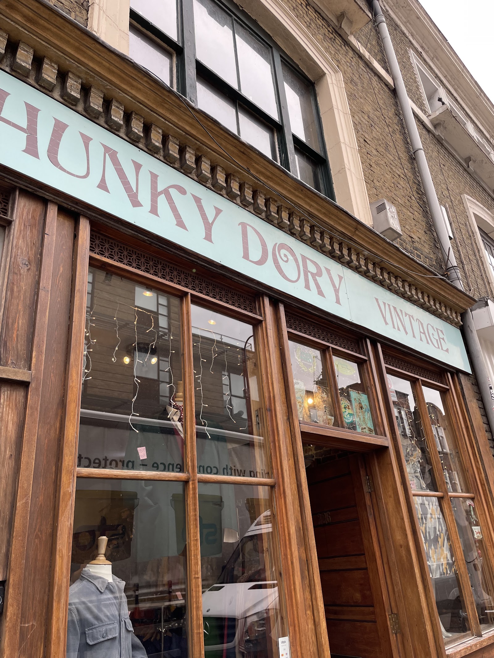 Hunky Dory Vintage