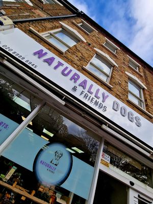 Naturally Dogs & Friends