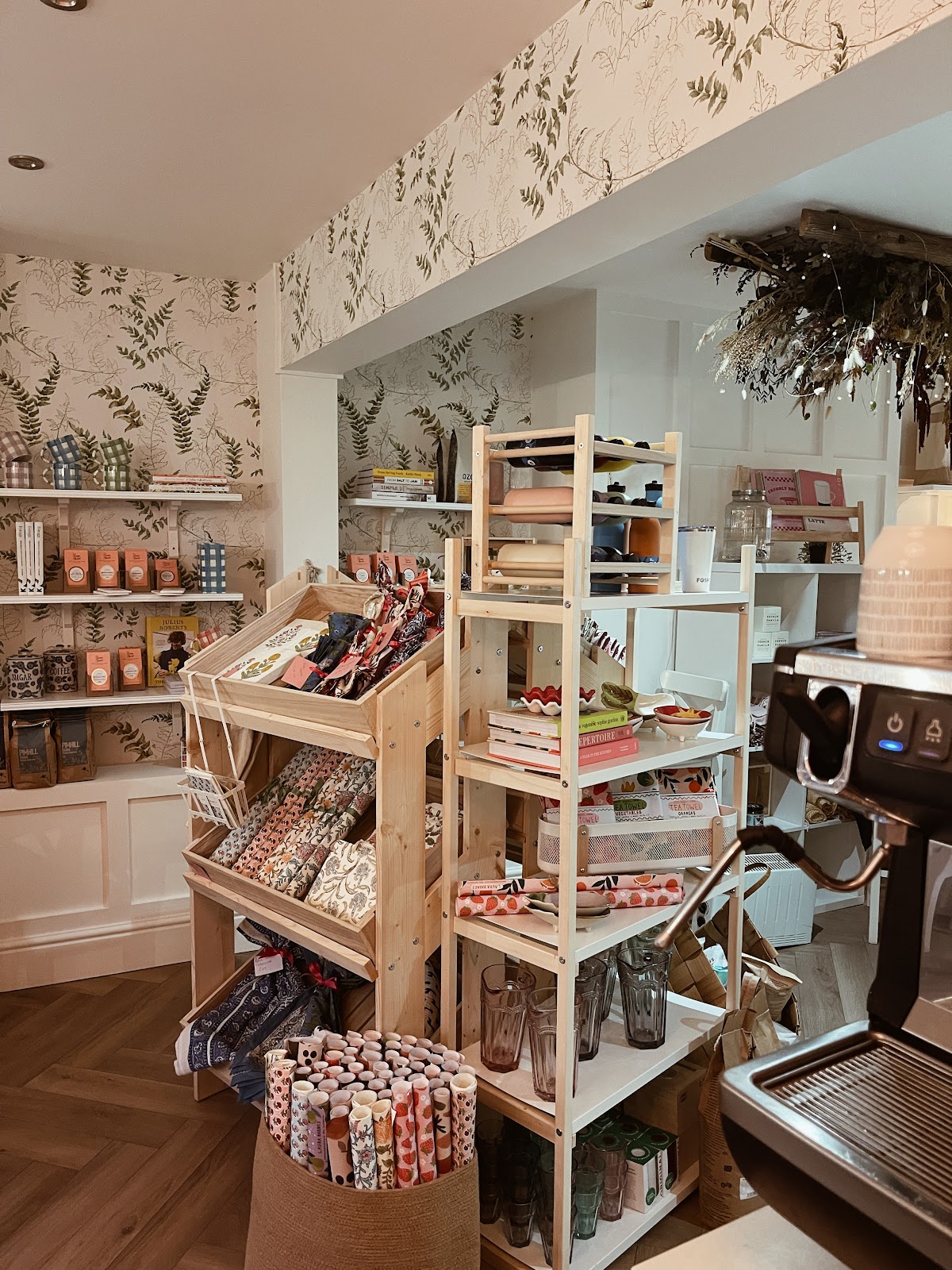 Little Brunette Bakery