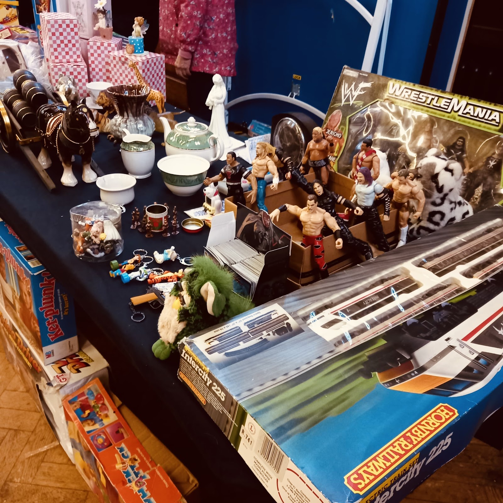 Bushey’s Outdoor Car Boot Sale