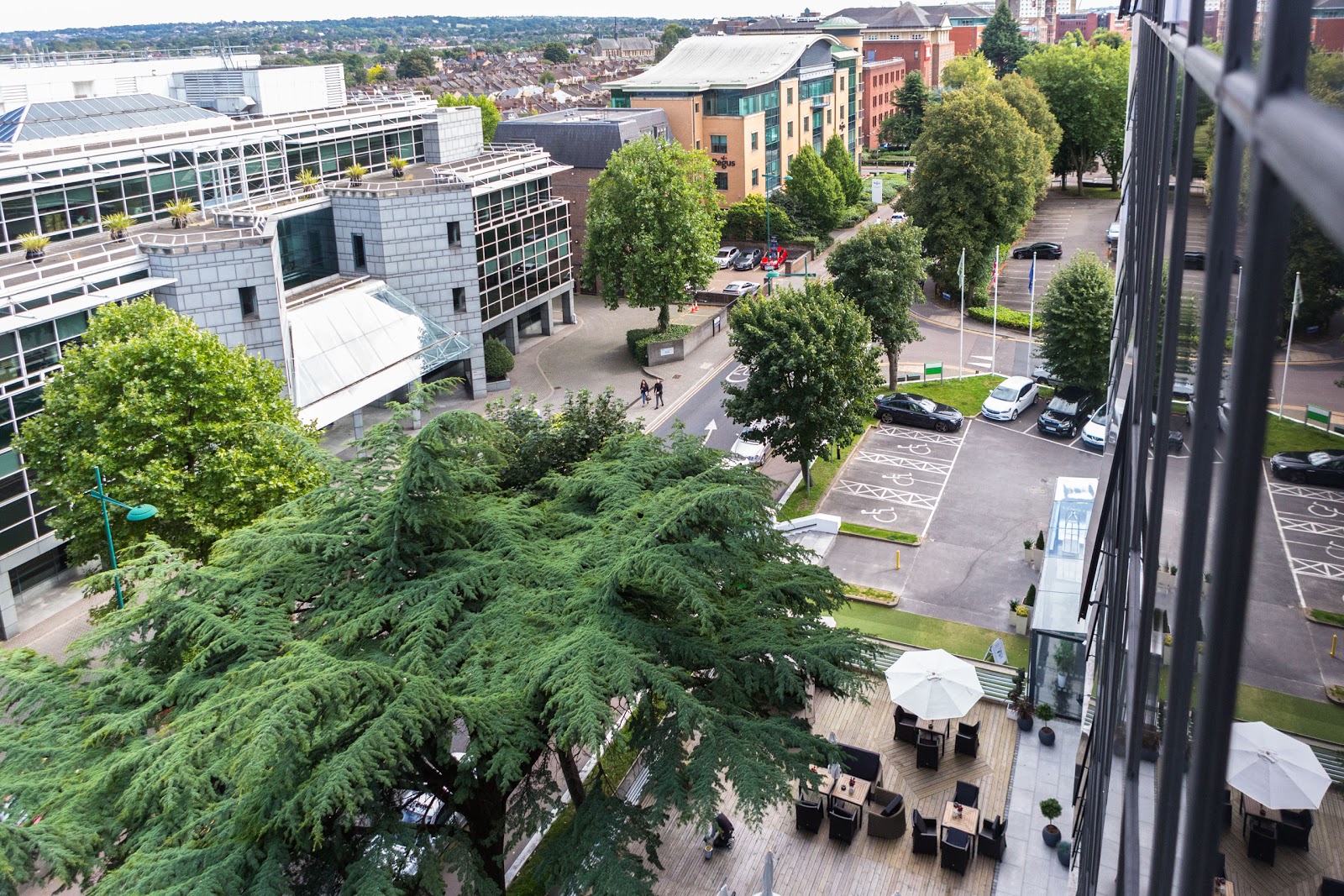 Livin' Serviced Apartments