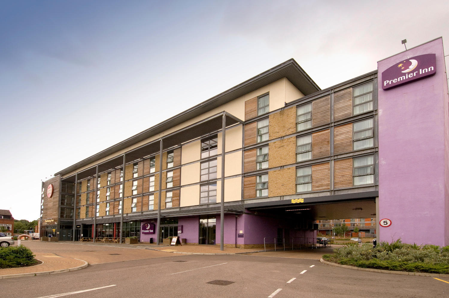 Premier Inn Watford Croxley Green hotel
