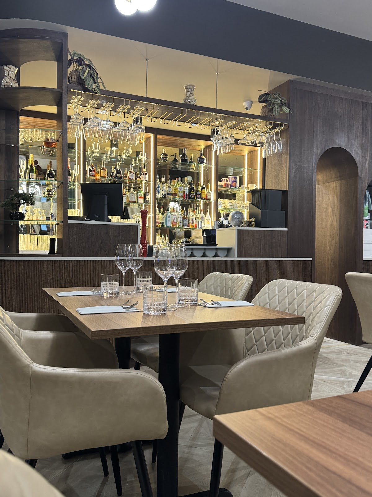 Tony's Italian Restaurant