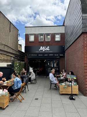Mist cafe bistro