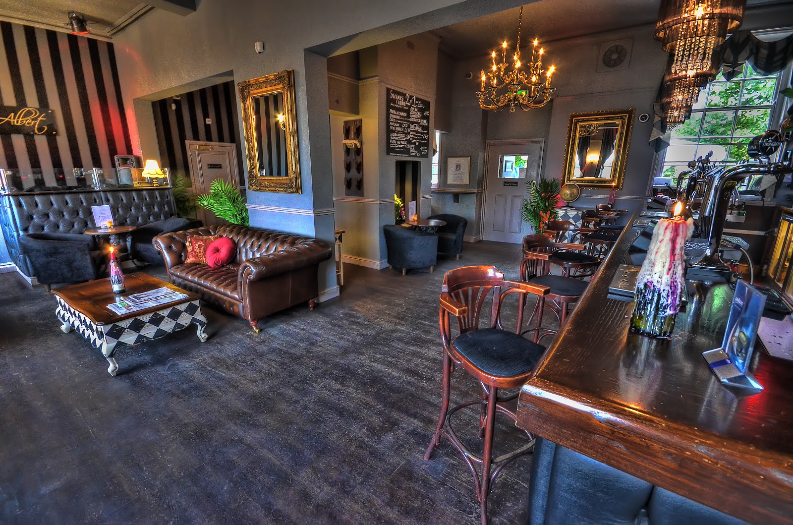 The Prince Albert, Wolves