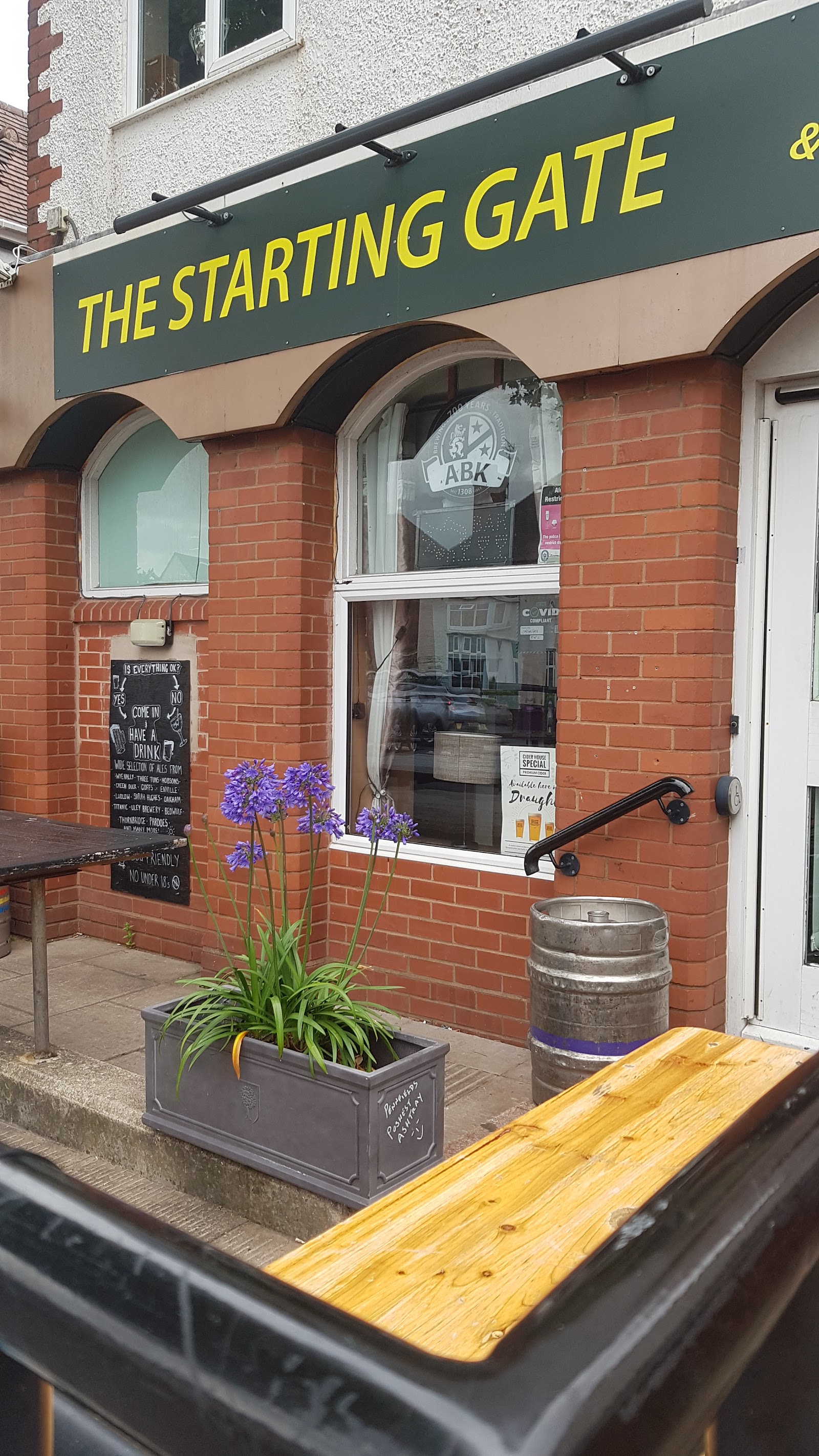 The Starting Gate Micro Pub