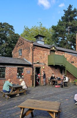 Bantock Courtyard Cafe